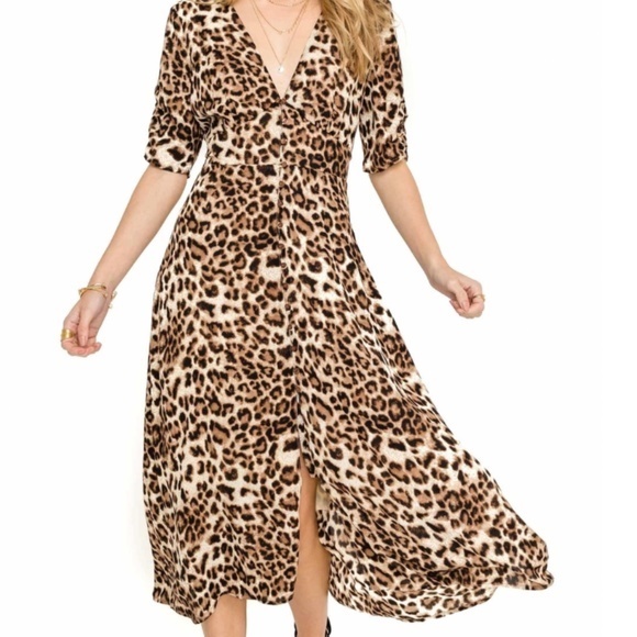 Astr Dresses & Skirts - NWT ASTR Leopard Button Down Midi Dress